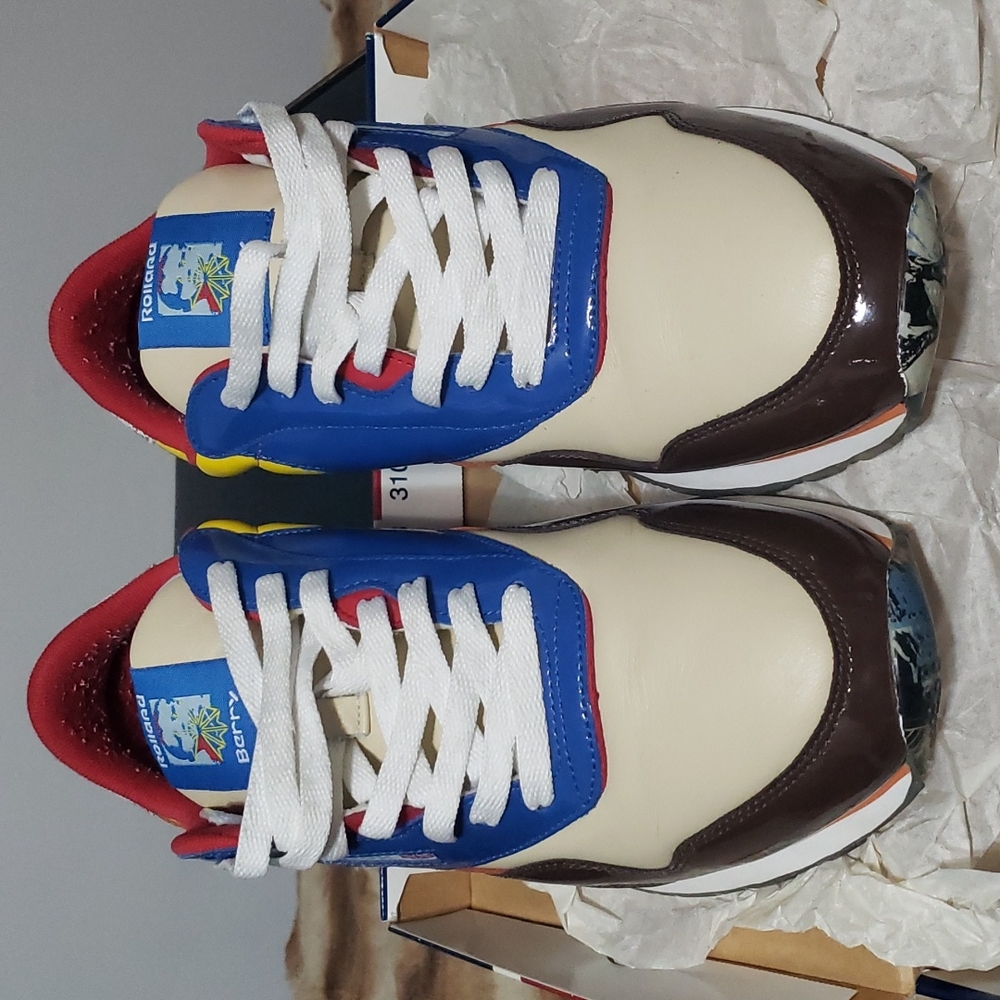 Reebok - Picture 3 of 5